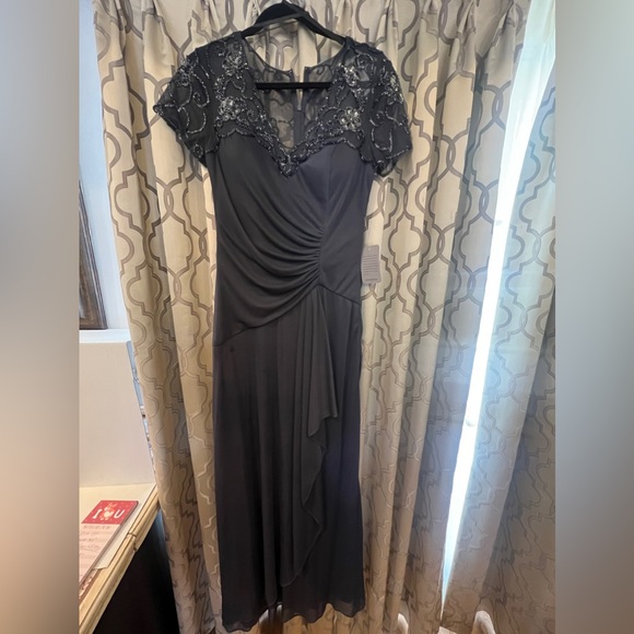 Xscape special occasion dress. Grey w/beads. Size 8. NEW w/tags. Beautiful - Picture 3 of 6